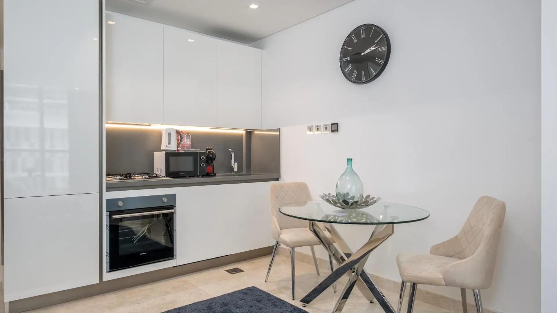 Downtown Apartment Studio Near Burj Khalifa Dubai