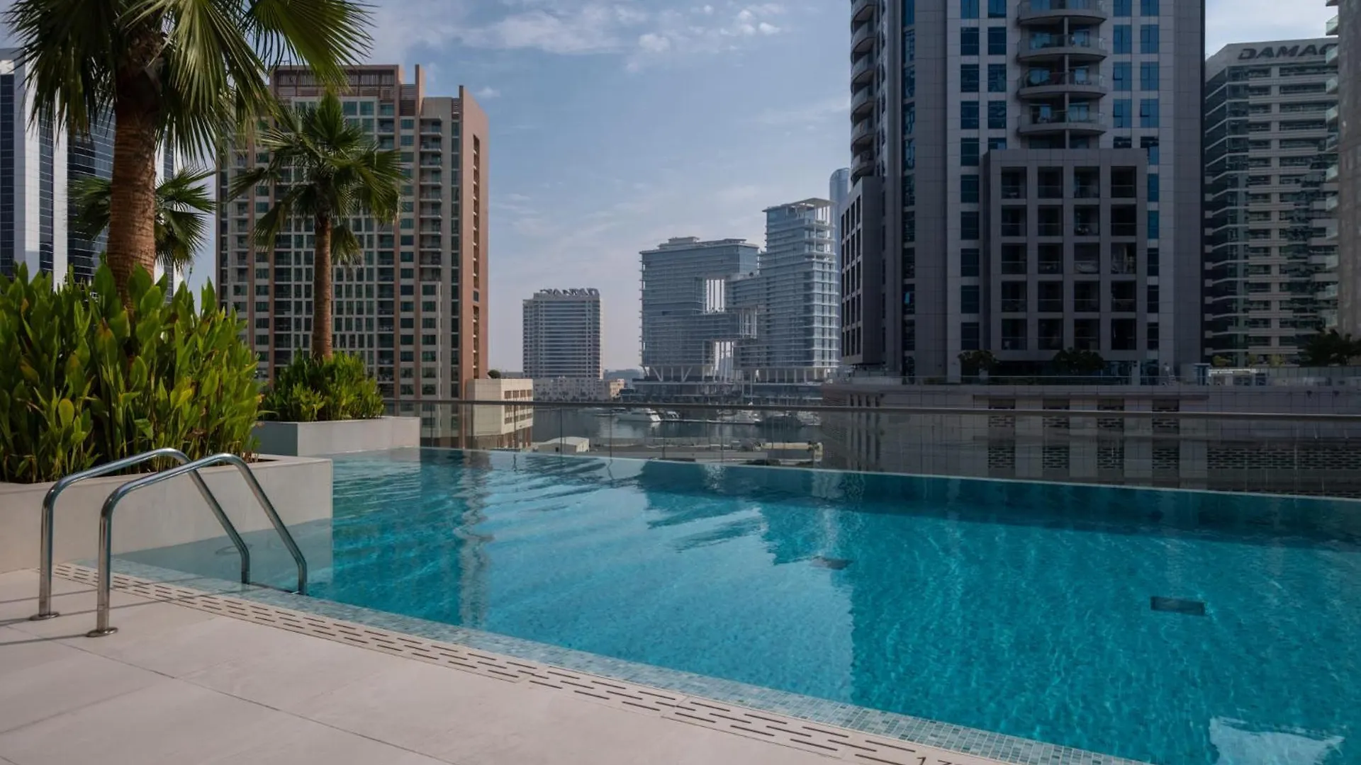 Downtown Apartment Studio Near Burj Khalifa Dubai United Arab Emirates