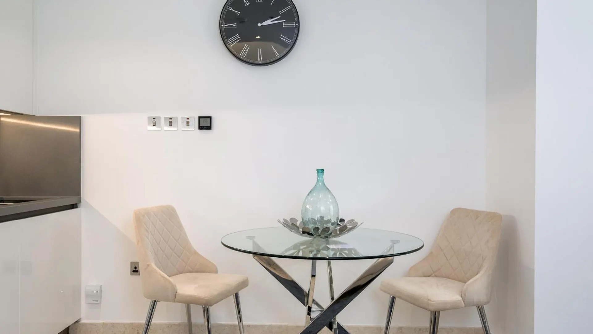 Downtown Apartment Studio Near Burj Khalifa Dubai